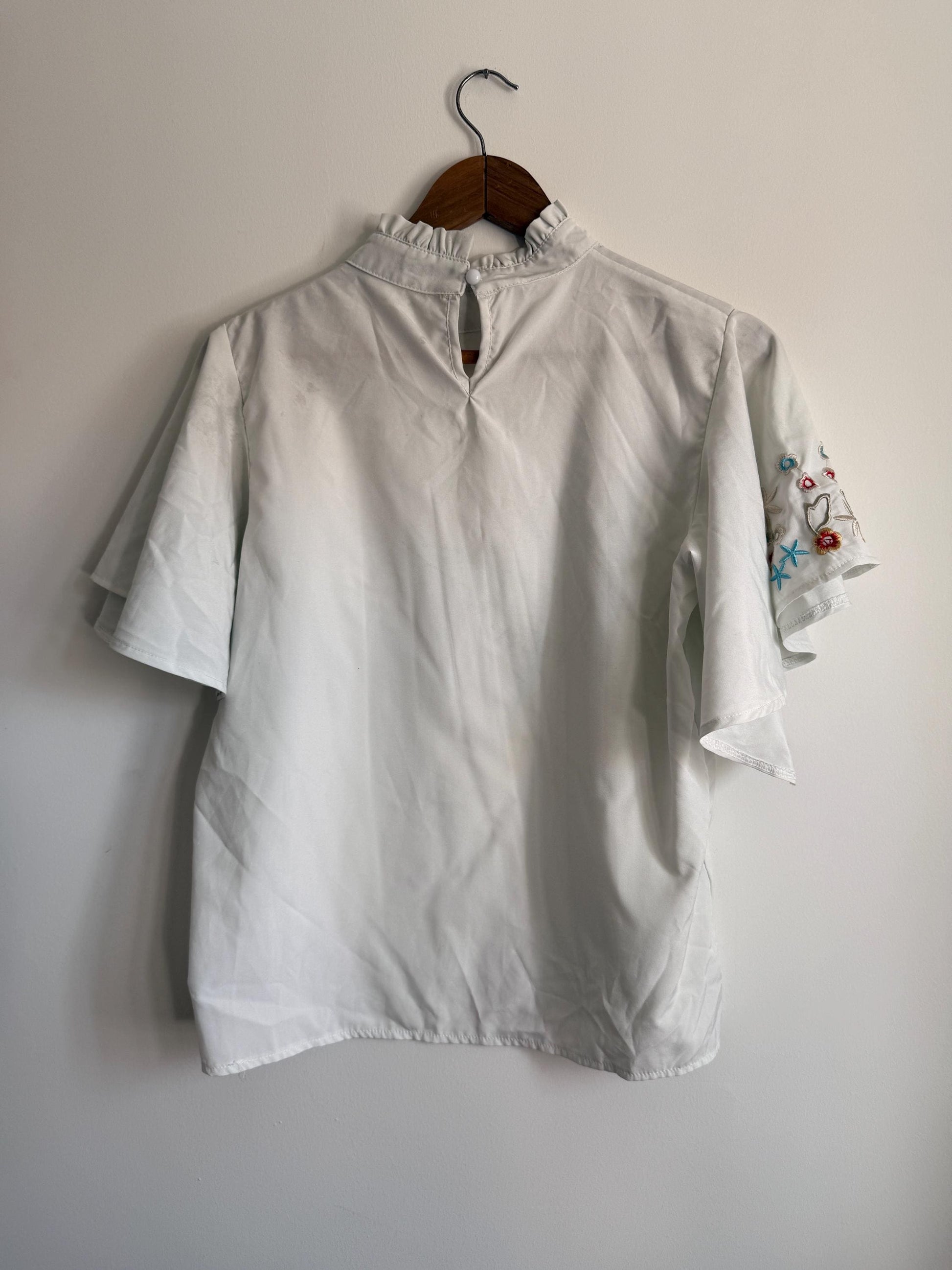 Vintage White Embroidered Flutter Sleeve Blouse | Floral High Neck Top | UK 12-14