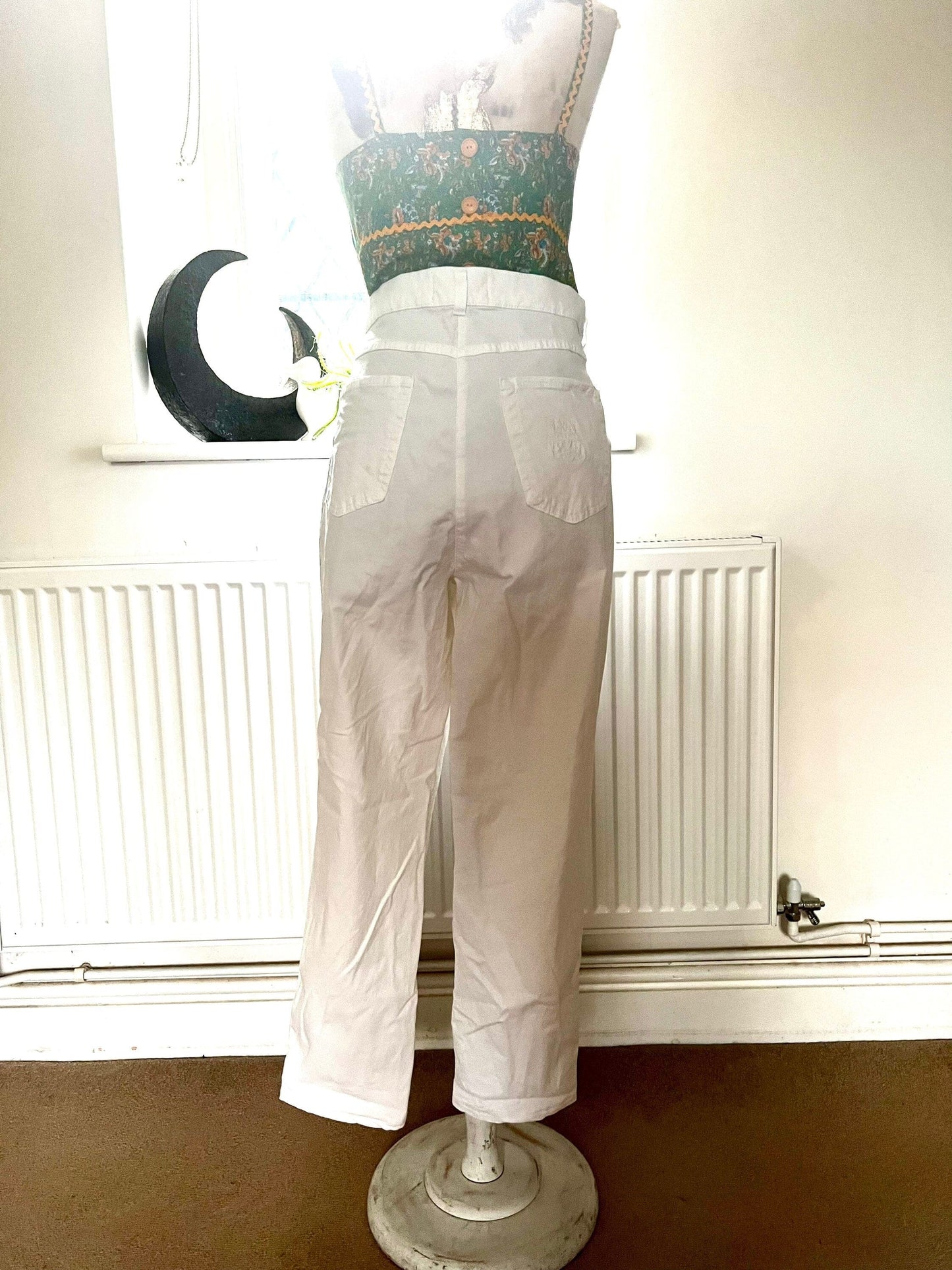 Vintage White Jeans - Brax Magic Stretch White Jeans W36” L29” UK 16
