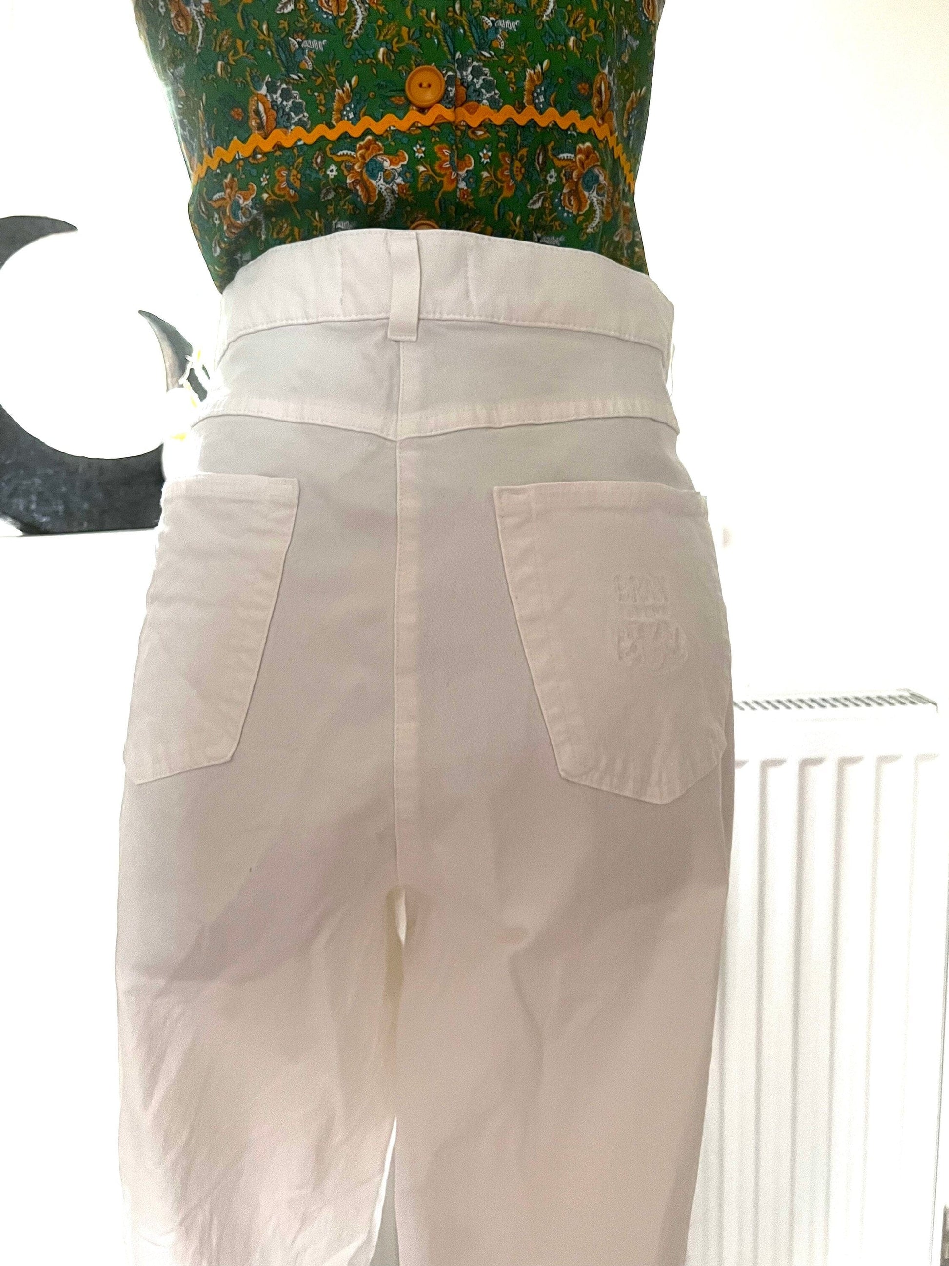 Vintage White Jeans - Brax Magic Stretch White Jeans W36” L29” UK 16