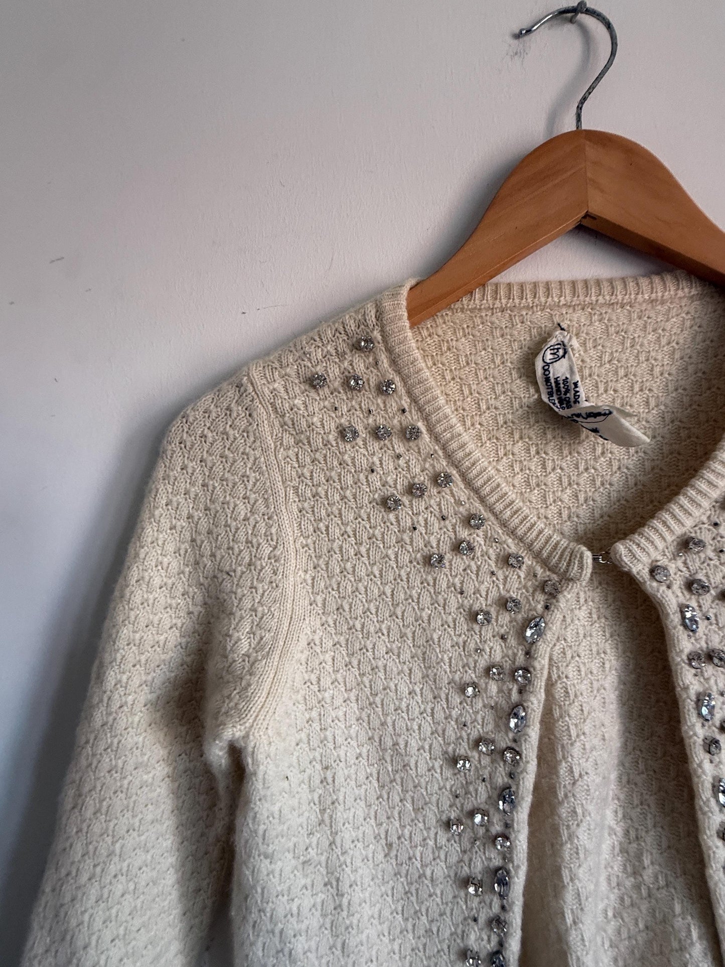 Vintage Y2K 90s Ezra Fitch Abercrombie & Fitch 100 Cashmere Crystal Embellished Cardigan 1950s style