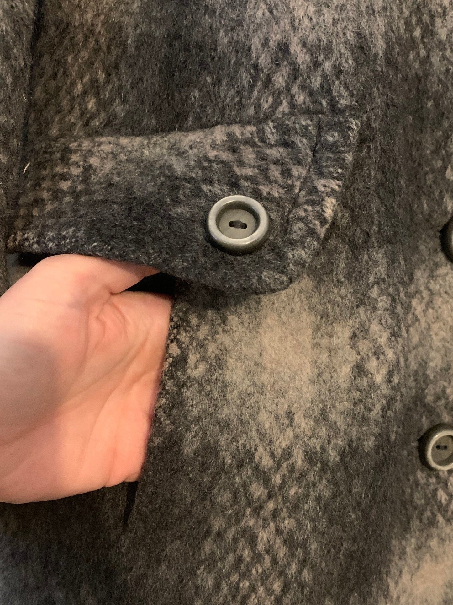 Vintage 70s Black & grey coat check Wool and mohair Coat - waist length black and grey swing coat