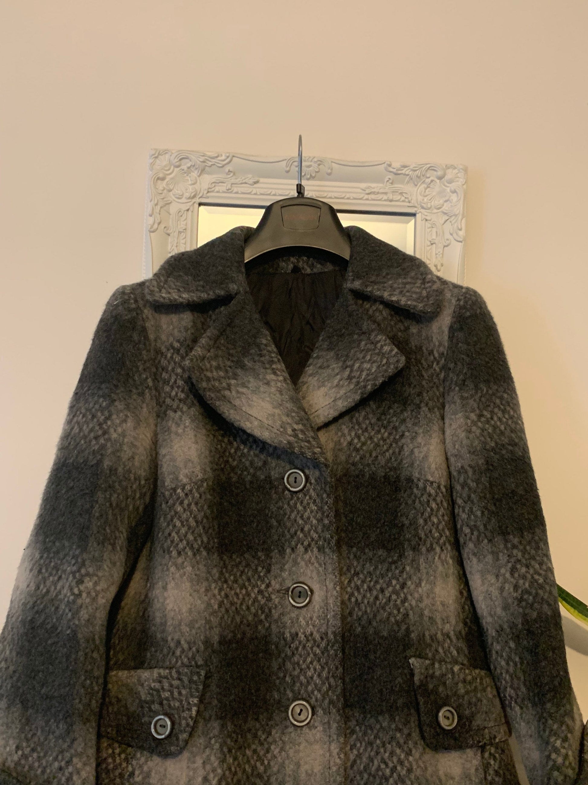 Vintage 70s Black & grey coat check Wool and mohair Coat - waist length black and grey swing coat