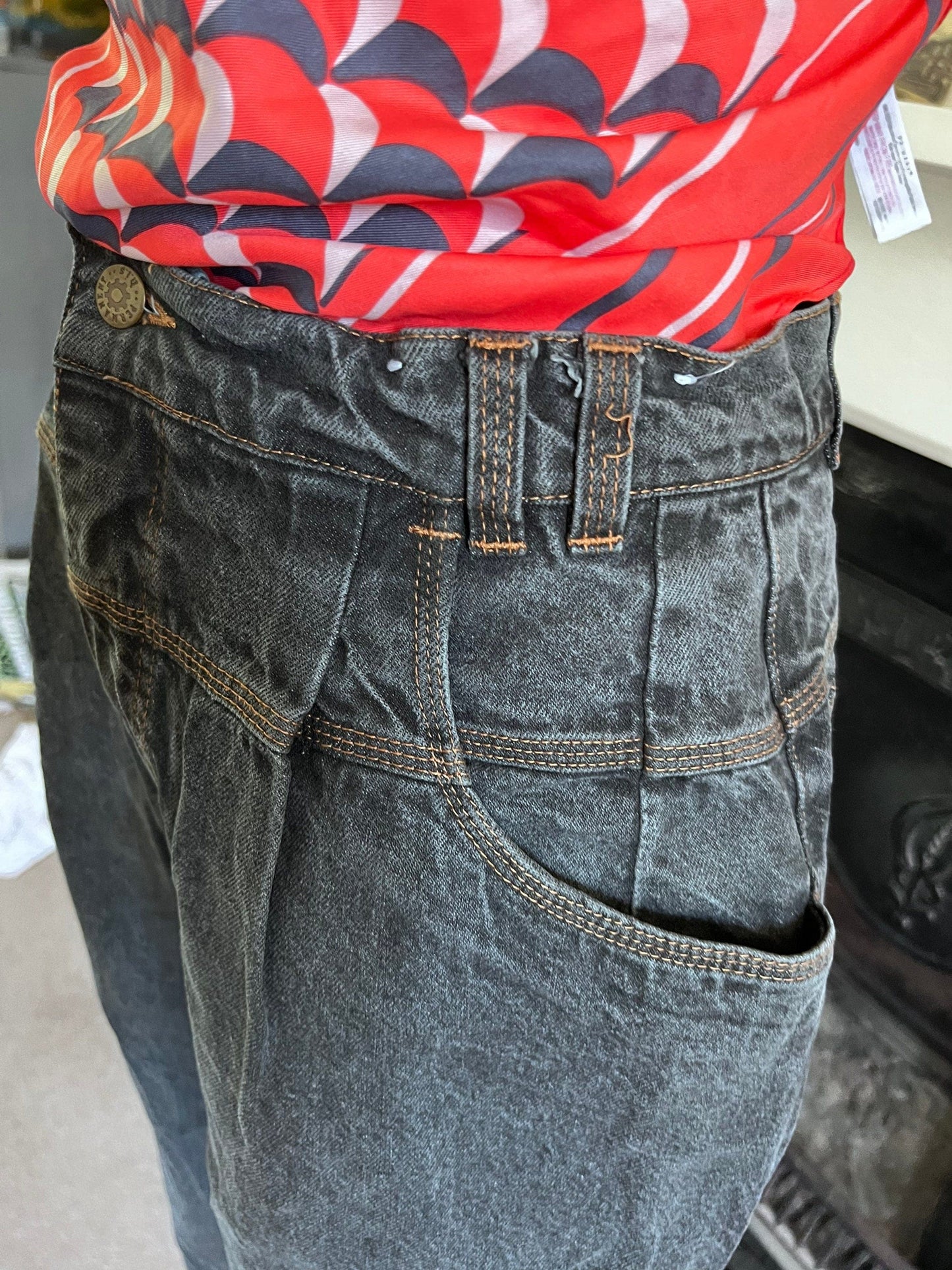 1980’s Vintage high waist black baggy wide leg zip fly jeans, UK12 waist 30”