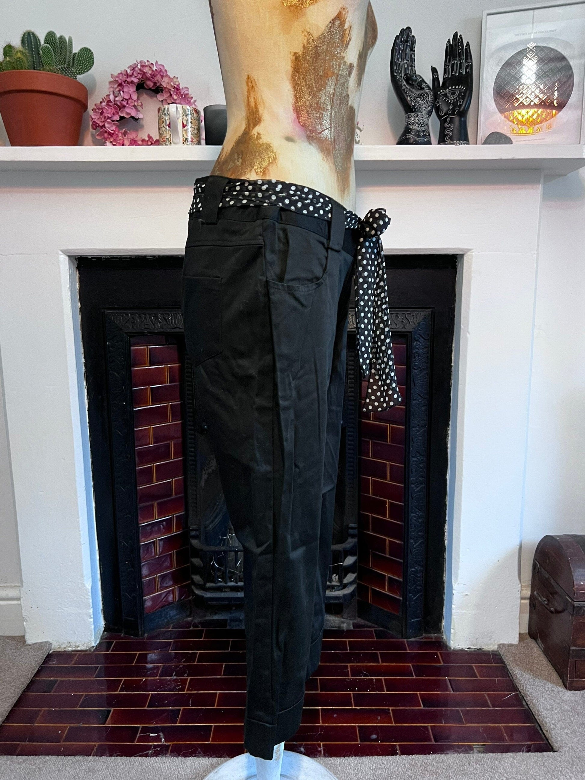 1990s Vintage mid rise cropped chino trouser , UK 12 waist 32” Leg 22” - spotty scarf belt