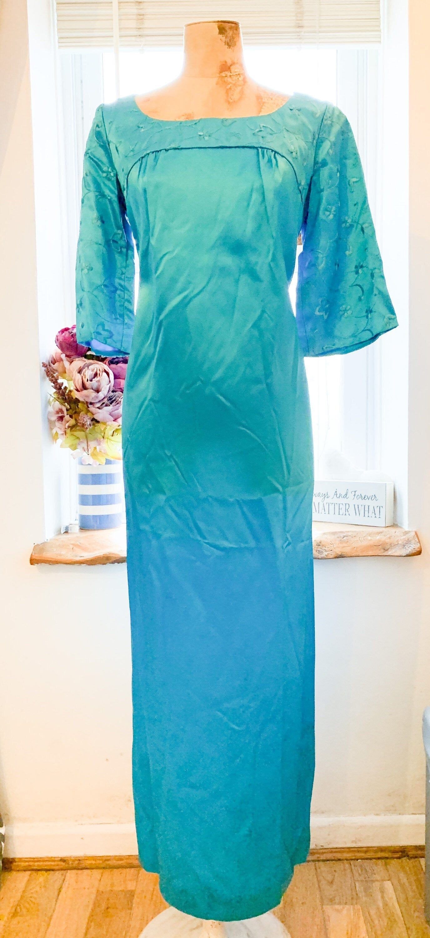 Online evening dress boutiques best sale