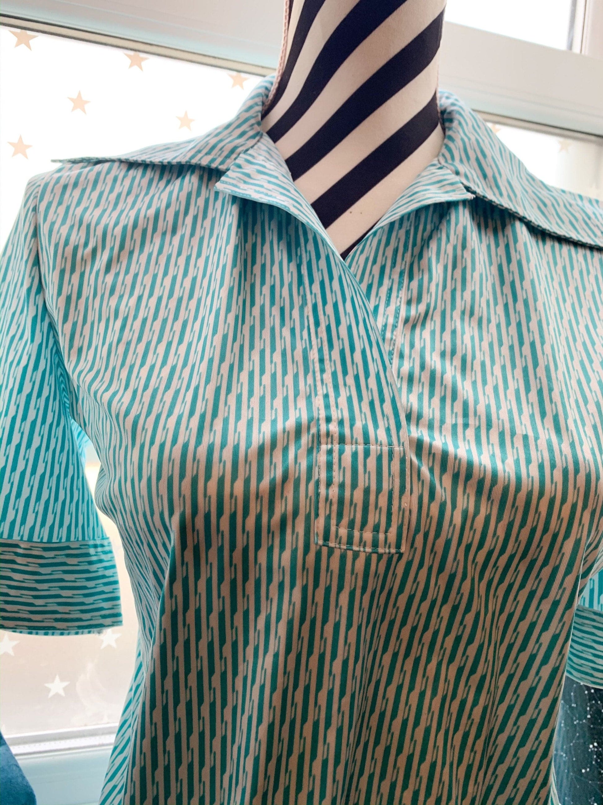 70s vintage Blouse Shirt 70s Vintage Japanese turquoise blue stripe short sleeve pattern blouse western shirt dagger collars
