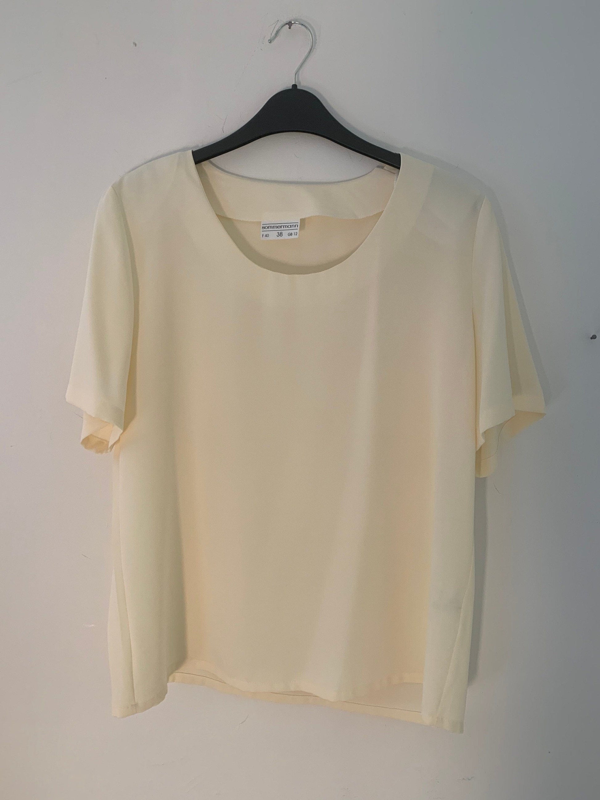 Pale yellow Vintage Blouse Semi Sheer Button Through Boxy short Sleeves - Size 14