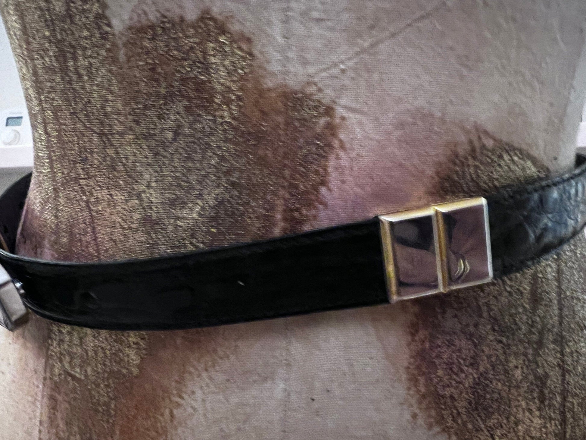 Vintage 90s Black Gold patent Leather Wide Metal Two tone metal Buckle Belt - Black Gold 30”-33”