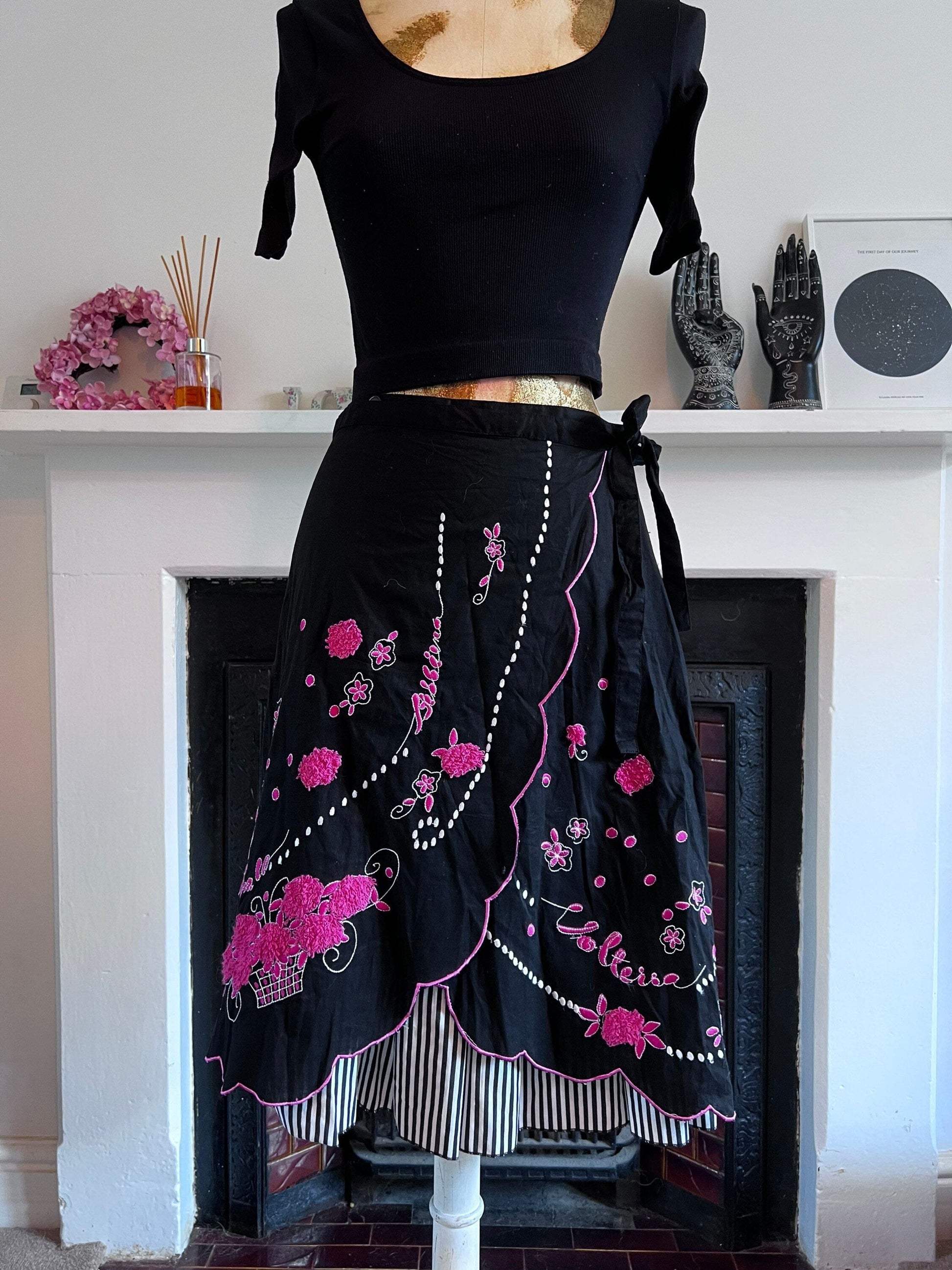 Vintage Black Floral Skirt with Flap over skirt in contrast design by Persaman of New York 100% Cotton US10