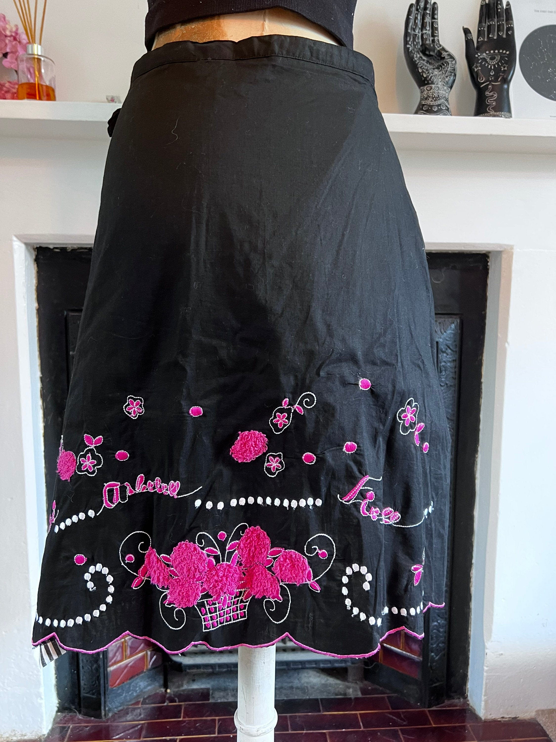 Long floral store skirt designer