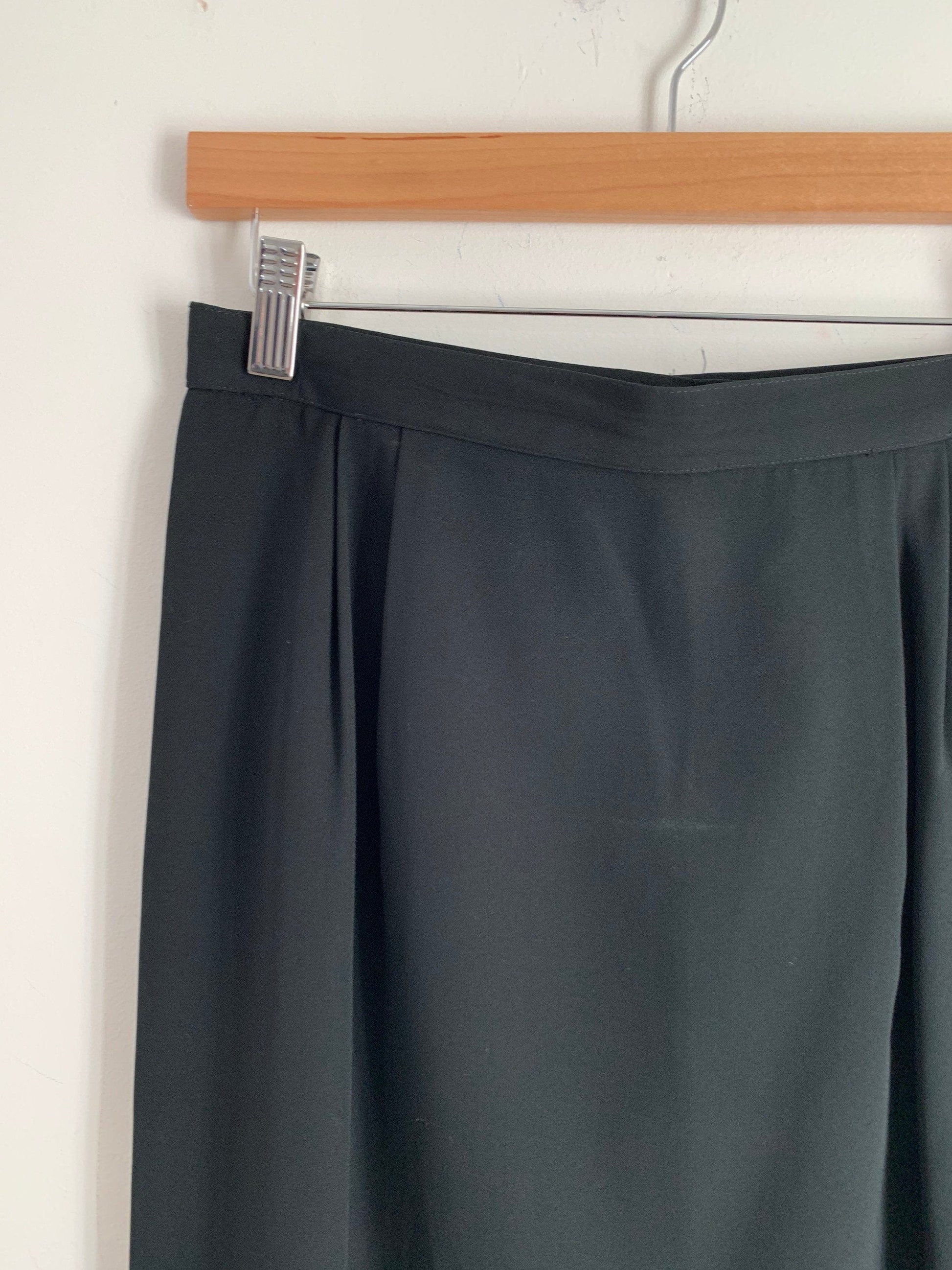 Vintage Black Pencil Skirt Knee Length  UK Size 8-10
