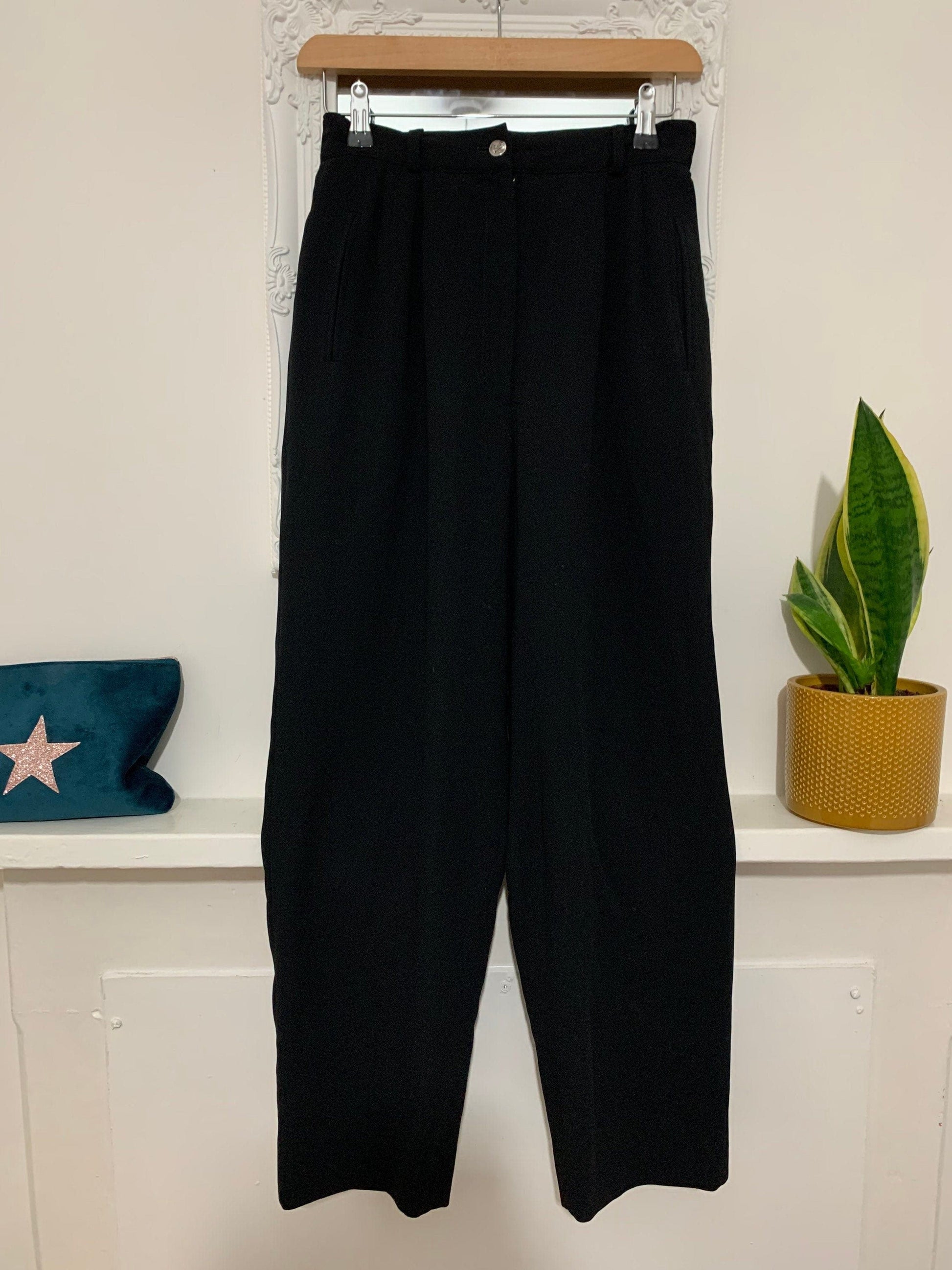 Vintage black trousers High waisted ladies pleated trousers black - with belt loops 80s baggy trousers mom trousers black trouser