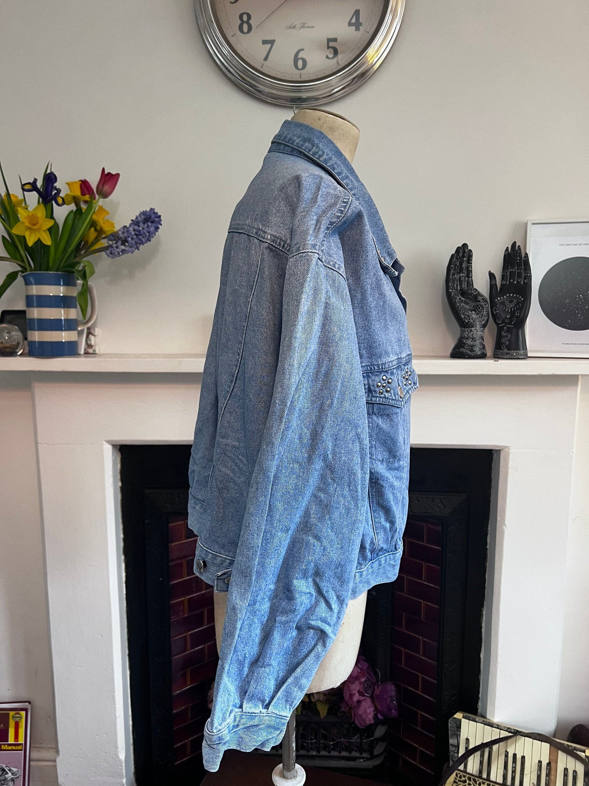 Vintage blue denim jacket 80’s denim jacket - Vintage denim Jacket Blue Stonewashed Denim - Fitted UK12-14