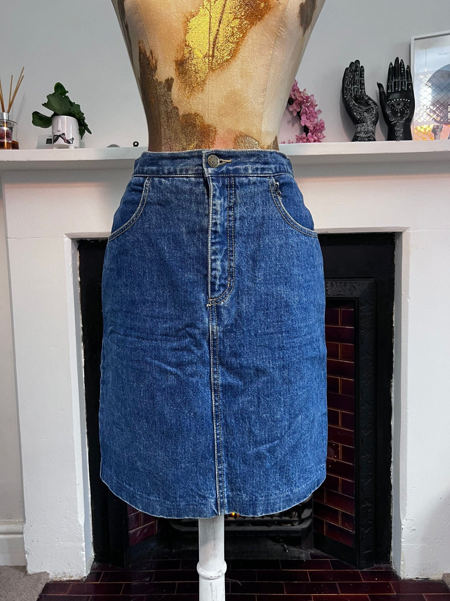 Vintage Denim Guess Skirt - Blue Denim Guess Vintage Skirt - UK8-10 1990s