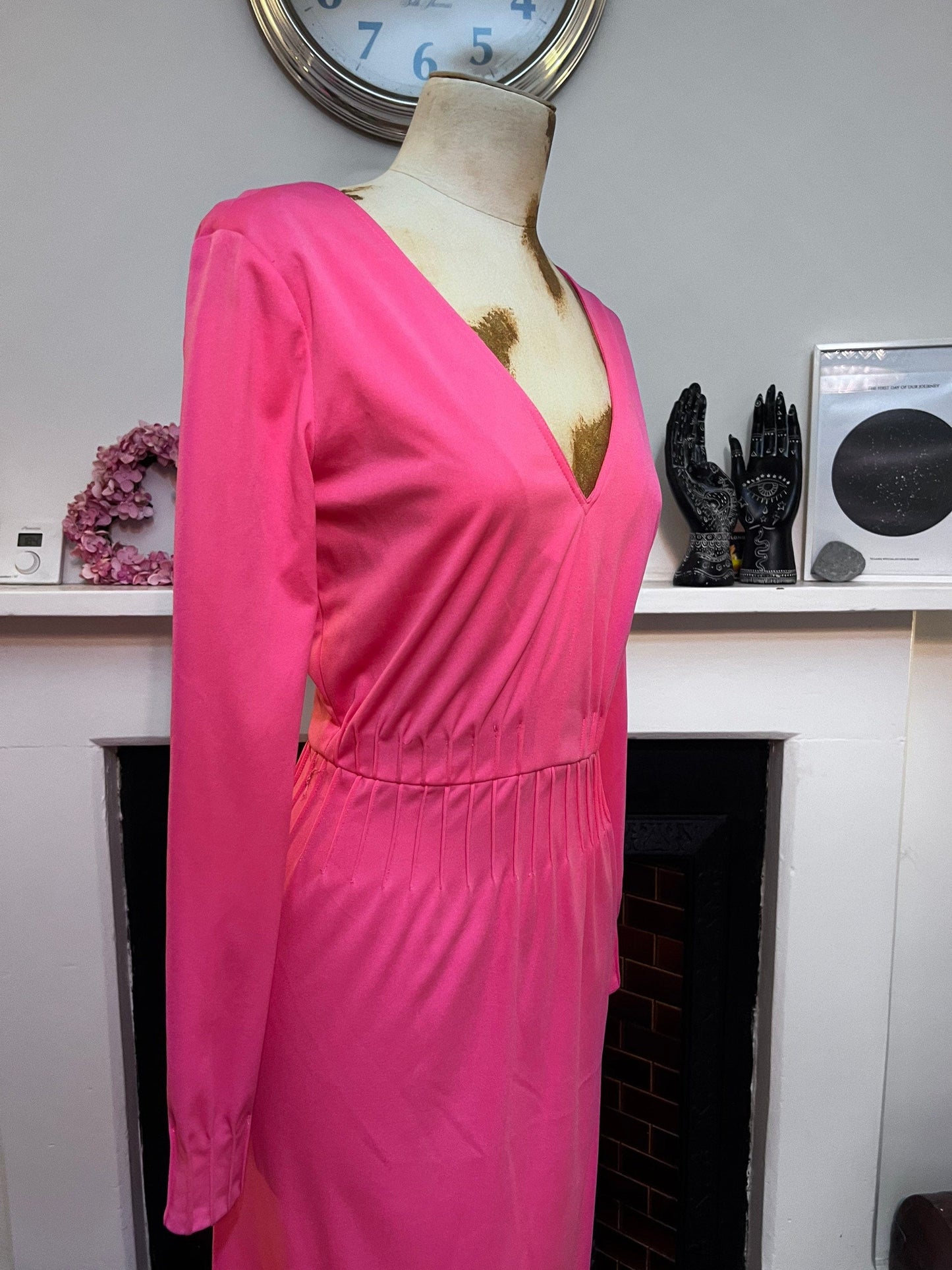 Vintage Dress Pink Maxi Dress seen V neck - Fabulous Condition - Jean Allen 1960s