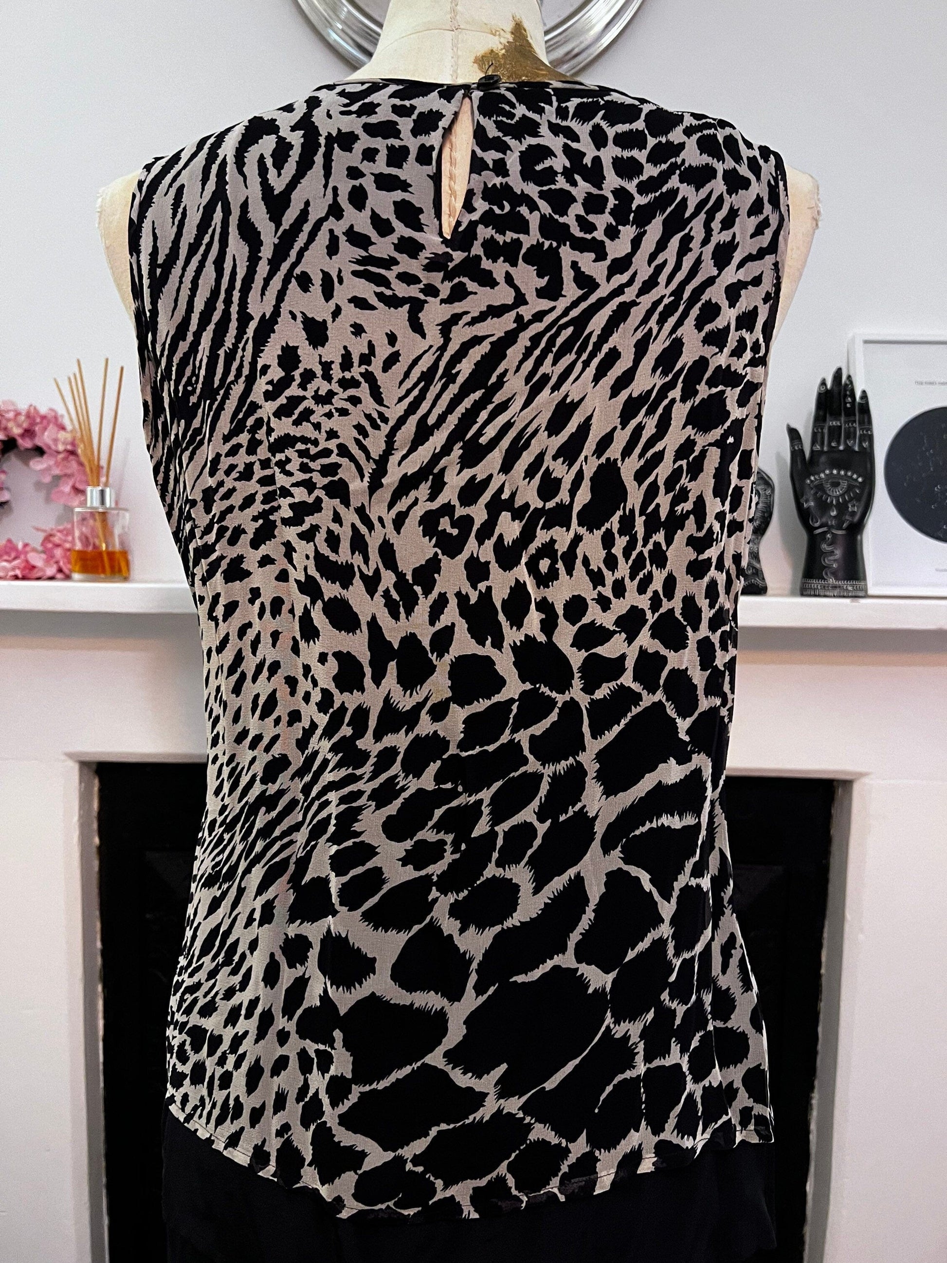 Vintage Grey Silk Animal Print Vest Top - Grey Black Silk Sleeveless V –  Pretty Vintage Boutique
