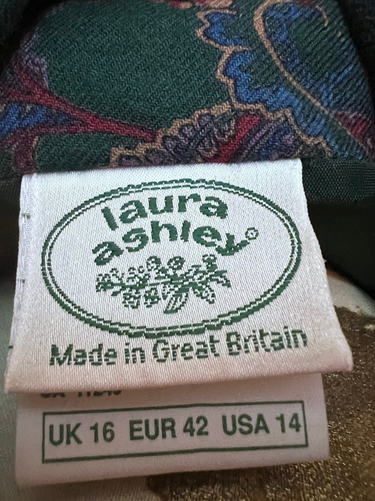 Vintage Laura Ashley Dress Chiffon Collar Paisley Tie Back Dress - UK16 - Bottle Green Paisley Brushed Cotton - Made in Great Britain 1980s