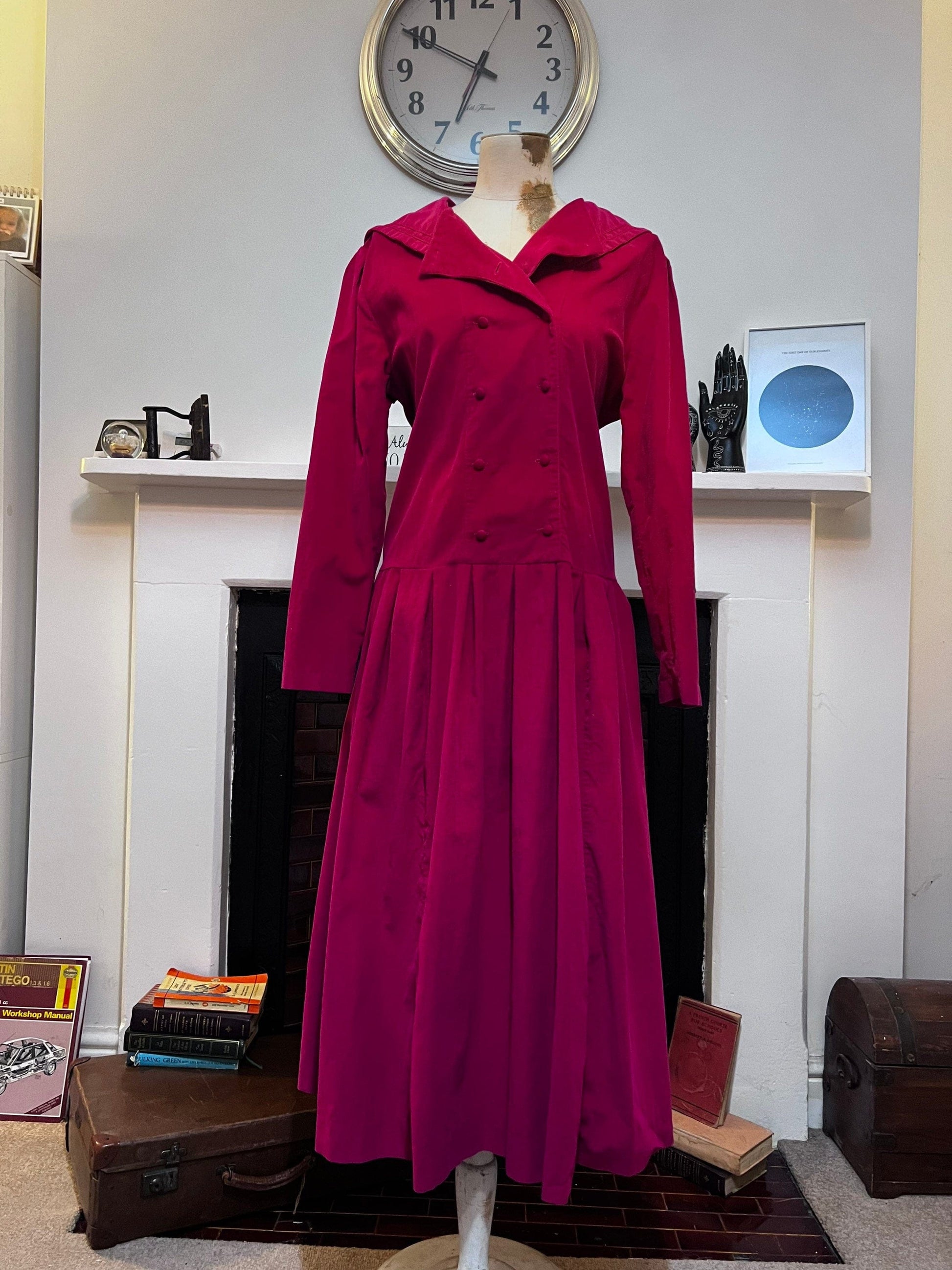 Vintage Laura Ashley Dress - Red Sailor Collar Dropped Waist Dress - UK16 - Red Needlecord - Made in Great Britain - Edwardian Style Vintage