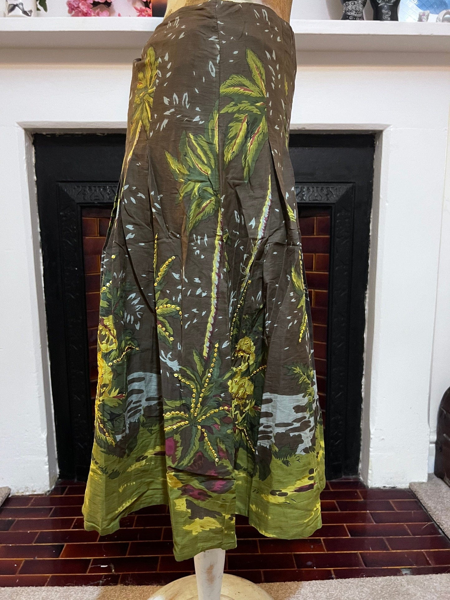 Vintage Linen Brown green Circle Skirt Palm tree sequins mid calf hippie skirt - Vintage Cortefiel UK12