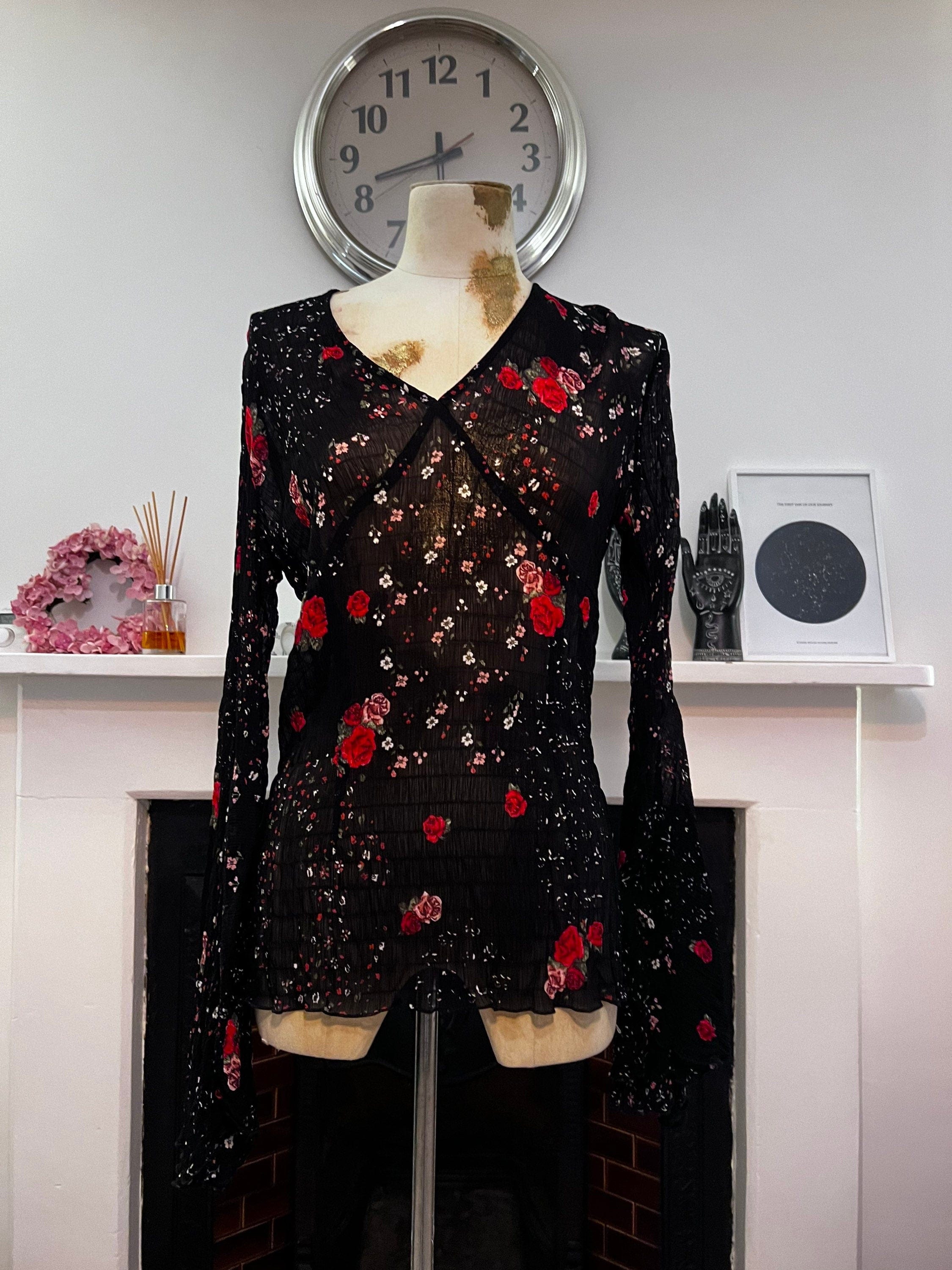 Black bell sleeves sale