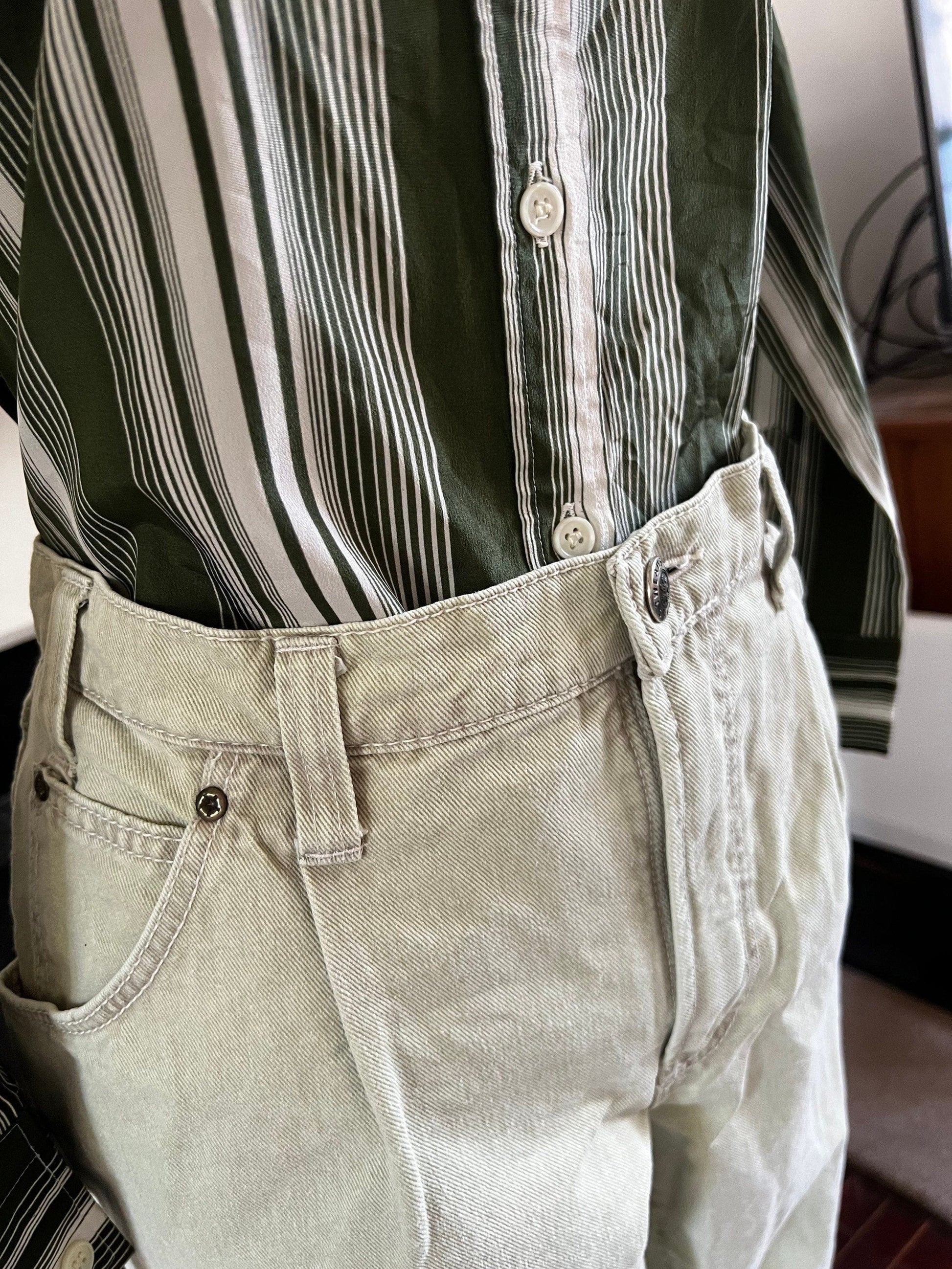 Vintage pale green 90s Jeans - W32” L29”” UK12