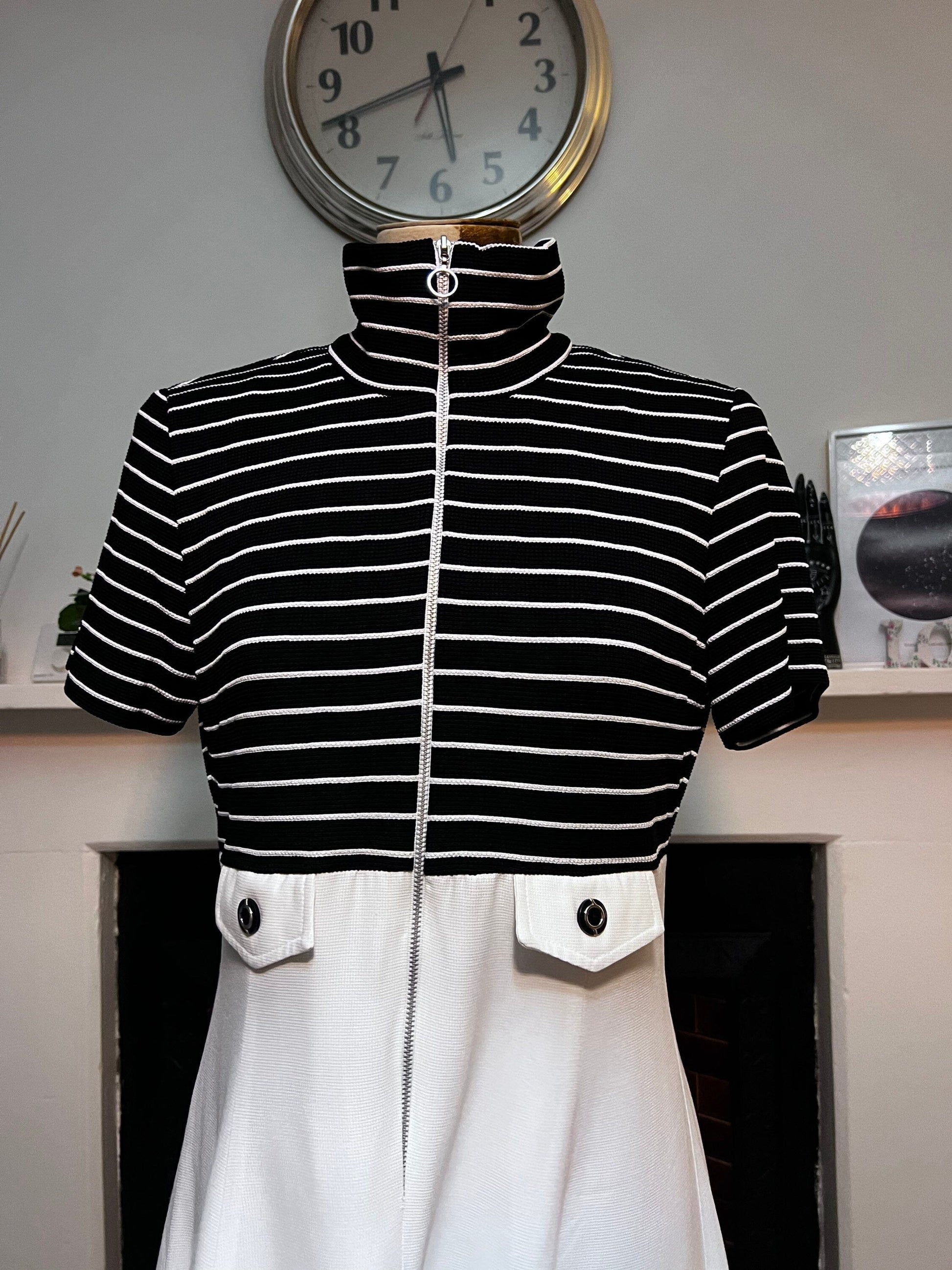Vintage Striped Tennis Dress Zip Front white Skirt Black and White Turtle Neck Dress Short Sleeve US10 -1980s