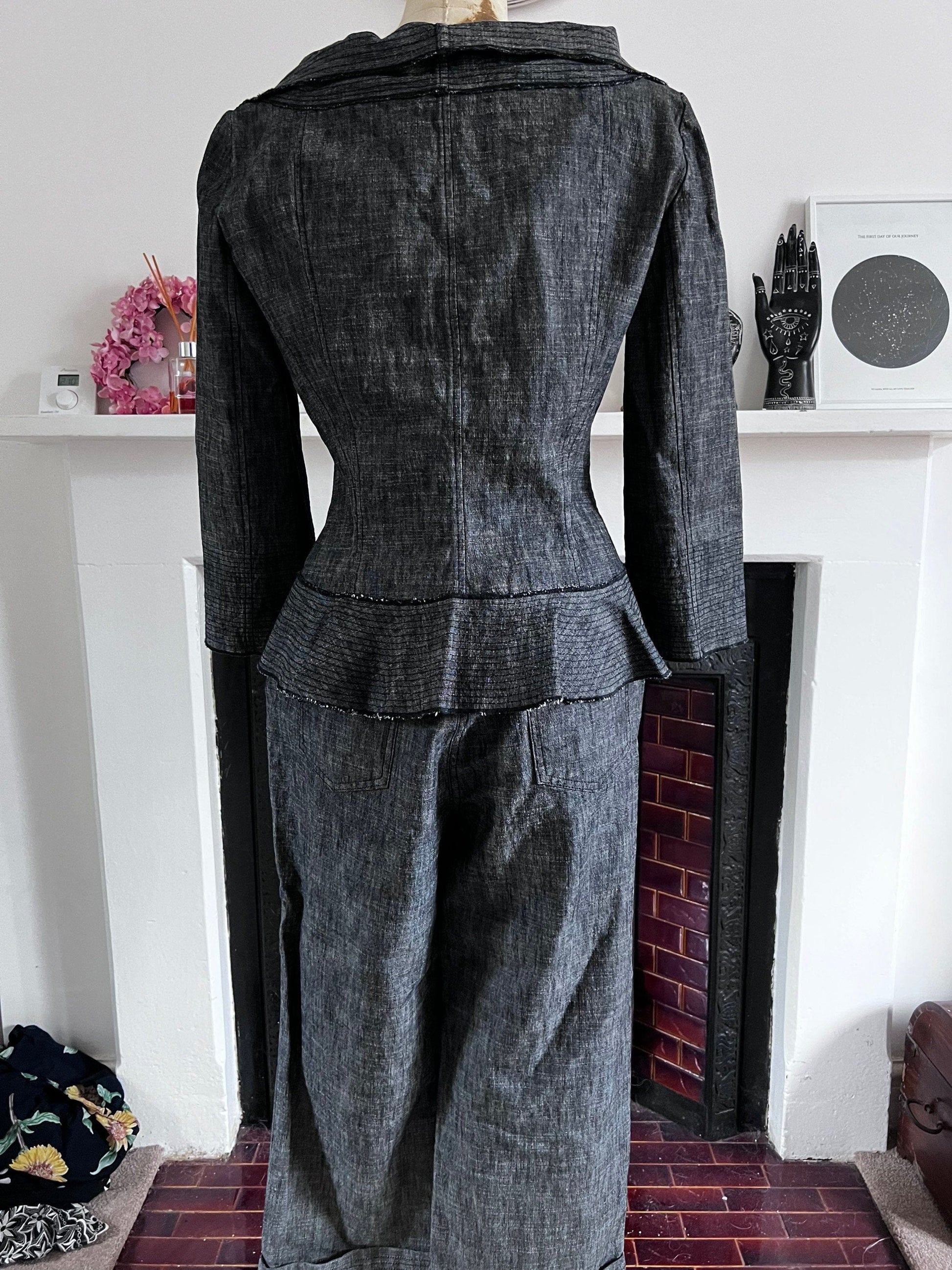 Vintage Suit Ladies Trouser Suit - Grey Waterfall Isabel de Pedro Mr Cat - Stunning two piece Suit UK12 Immaculate