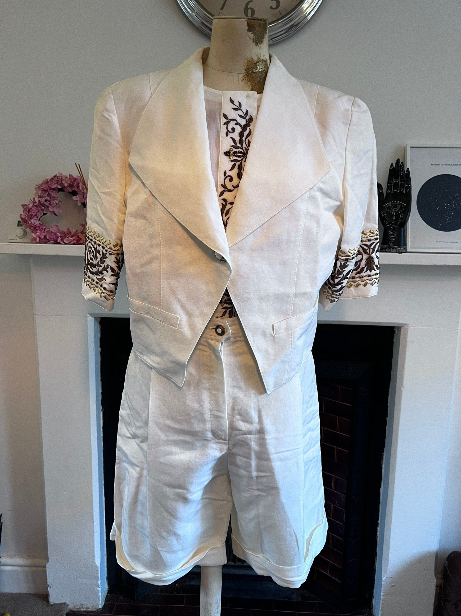 Vintage Suit Three Piece Suit Linen Cream 1980s Shorts Blouse and Jacket Suit - West German - Unworn Suit Still Tagged ! Brand New Vintage