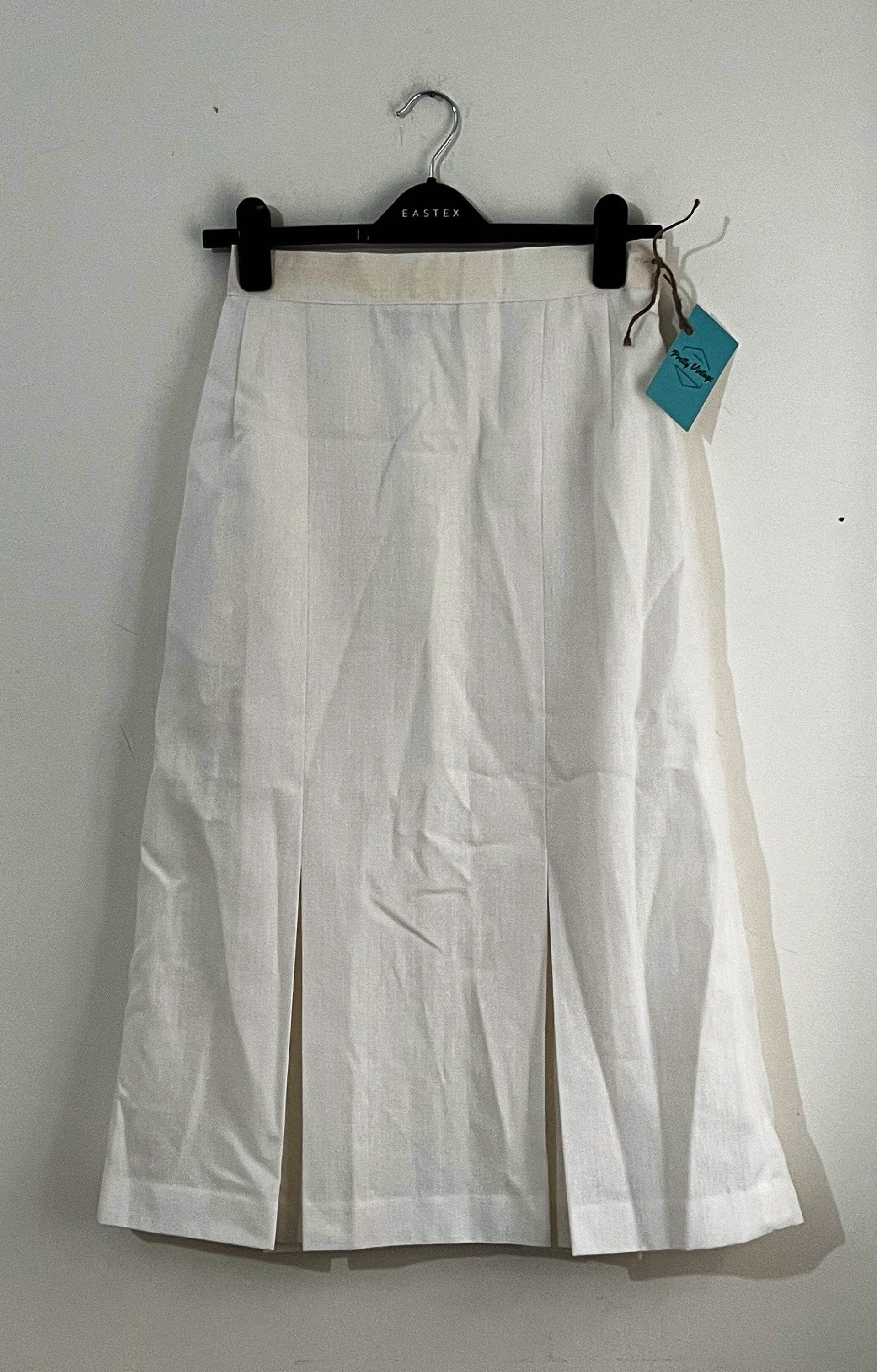 Vintage White box pleated Skirt - A Line Pleated - UK12 - Laird Porch